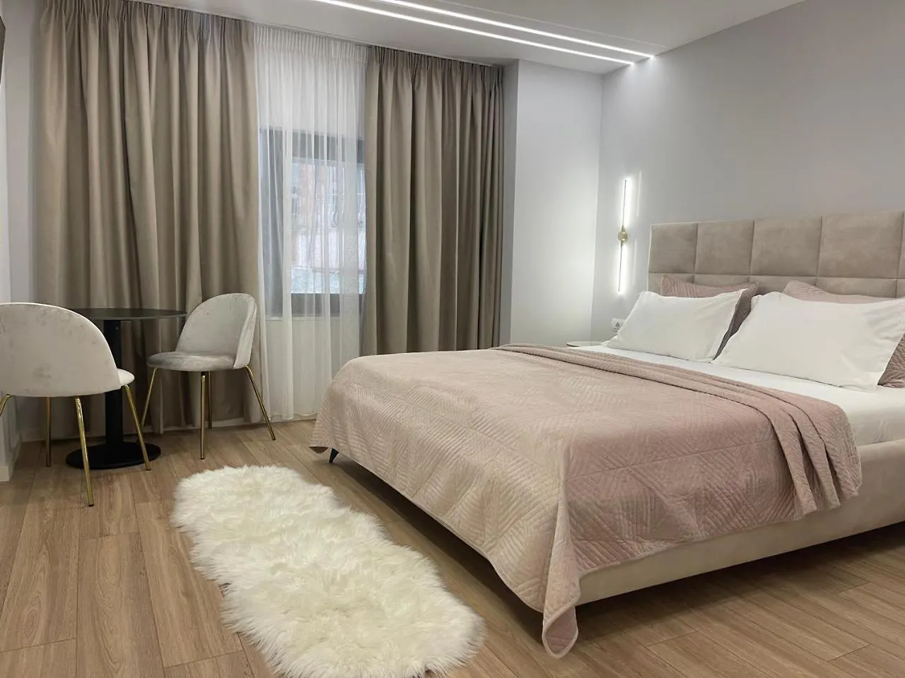 Room 3 Tirana